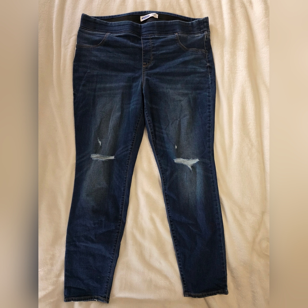 Skinny Blue Jeans with Faded Distressing